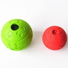 Insegua il diametro materiale 10/7.6cm della sfera della gomma naturale dei giocattoli del gioco dell'animale domestico della palla fornitore