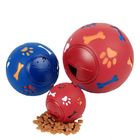 Palla di ampiezza del cane colore blu/rosso, palla dello spuntino del cane masticabile per gli animali domestici di formazione fornitore